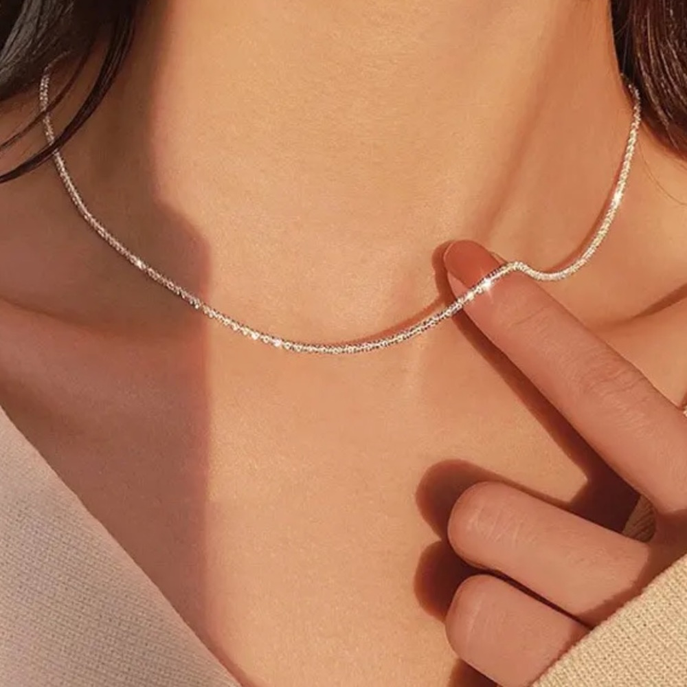 💎 New Silver Shiny Twist/ Wave Chain Necklace